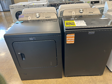 Load image into Gallery viewer, Maytag Pet Pro Volcano Black Washer &amp; Gas Dryer Set - 7621 - 7628
