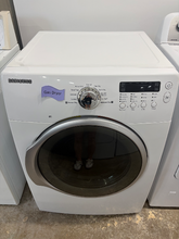 Load image into Gallery viewer, (T08705) Samsung Gas Dryer - 8705
