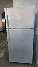 Load image into Gallery viewer, Kenmore Refrigerator - 8028
