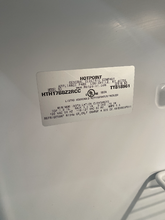 Load image into Gallery viewer, HotPoint Refrigerator - 3969
