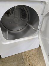 Load image into Gallery viewer, Roper Washer and Electric Dryer Set - 7933 - 7936

