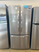 Load image into Gallery viewer, Frigidaire 17.6 cu ft Stainless French Door Refrigerator - 7266
