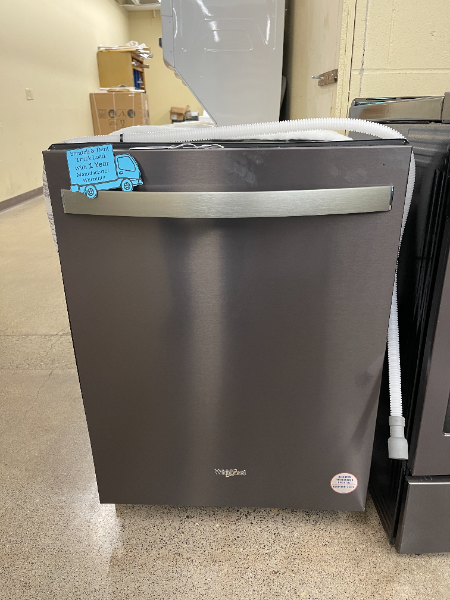Whirlpool - 47 dBA Black Stainless Dishwasher - 6074