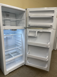 GE - 17.5 Cu. Ft. Top-Freezer Refrigerator - White - 5988