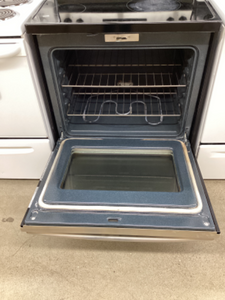 GE Electric Stove - 5512