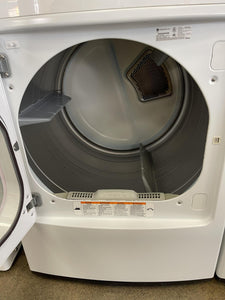 LG Washer and Gas Dryer Set - 6890 - 5674