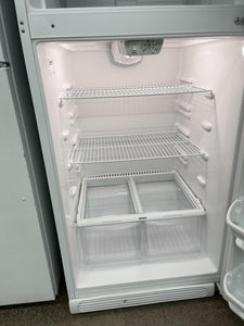 Kenmore Refrigerator - 4548