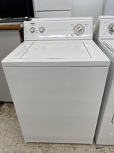 Load image into Gallery viewer, Whirlpool Washer and Gas Dryer Set - 4557-0233

