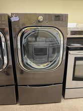 Load image into Gallery viewer, LG Front Load Washer and Gas Dryer - 3050 - 4155
