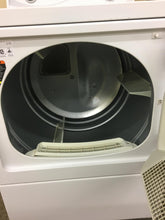Load image into Gallery viewer, Speed Queen Gas Dryer - 9905
