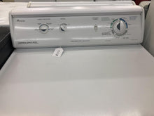 Load image into Gallery viewer, Amana Gas Dryer - 7375
