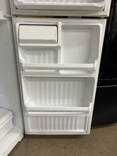 Load image into Gallery viewer, Hotpoint Refrigerator - 1781
