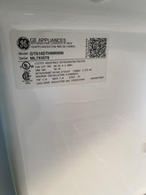 Load image into Gallery viewer, GE Refrigerator - 9640
