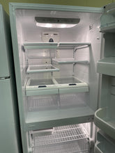 Load image into Gallery viewer, Kenmore Bottom Freezer Refrigerator - 0478
