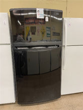 Load image into Gallery viewer, Kenmore Black Refrigerator - 3231
