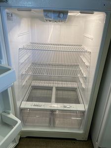 GE Refrigerator - 1228