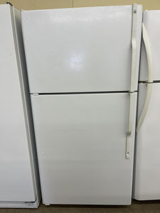 GE Refrigerator - 3729