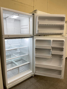 Amana Refrigerator - 7025