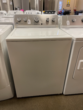 Load image into Gallery viewer, Maytag Washer and Electric Dryer Set - 2618 - 2619

