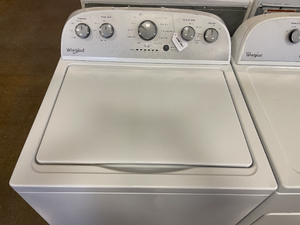 Whirlpool Washer and Gas Dryer Set - 3373 - 3384