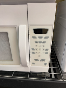 Whirlpool Microwave - 1108