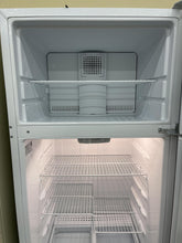 Load image into Gallery viewer, GE Refrigerator - 8657
