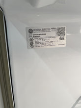 Load image into Gallery viewer, GE Refrigerator - 1730
