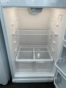Frigidaire Refrigerator - 9621