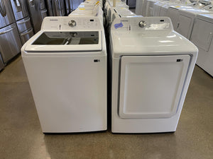 Samsung Washer and Gas Dryer Set - 3358 - 9604