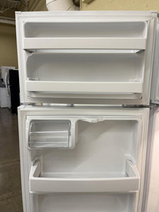 GE White Refrigerator - 8194