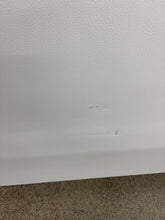 Load image into Gallery viewer, GE Refrigerator - 8657
