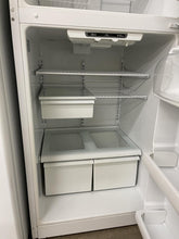 Load image into Gallery viewer, GE Refrigerator - 7766
