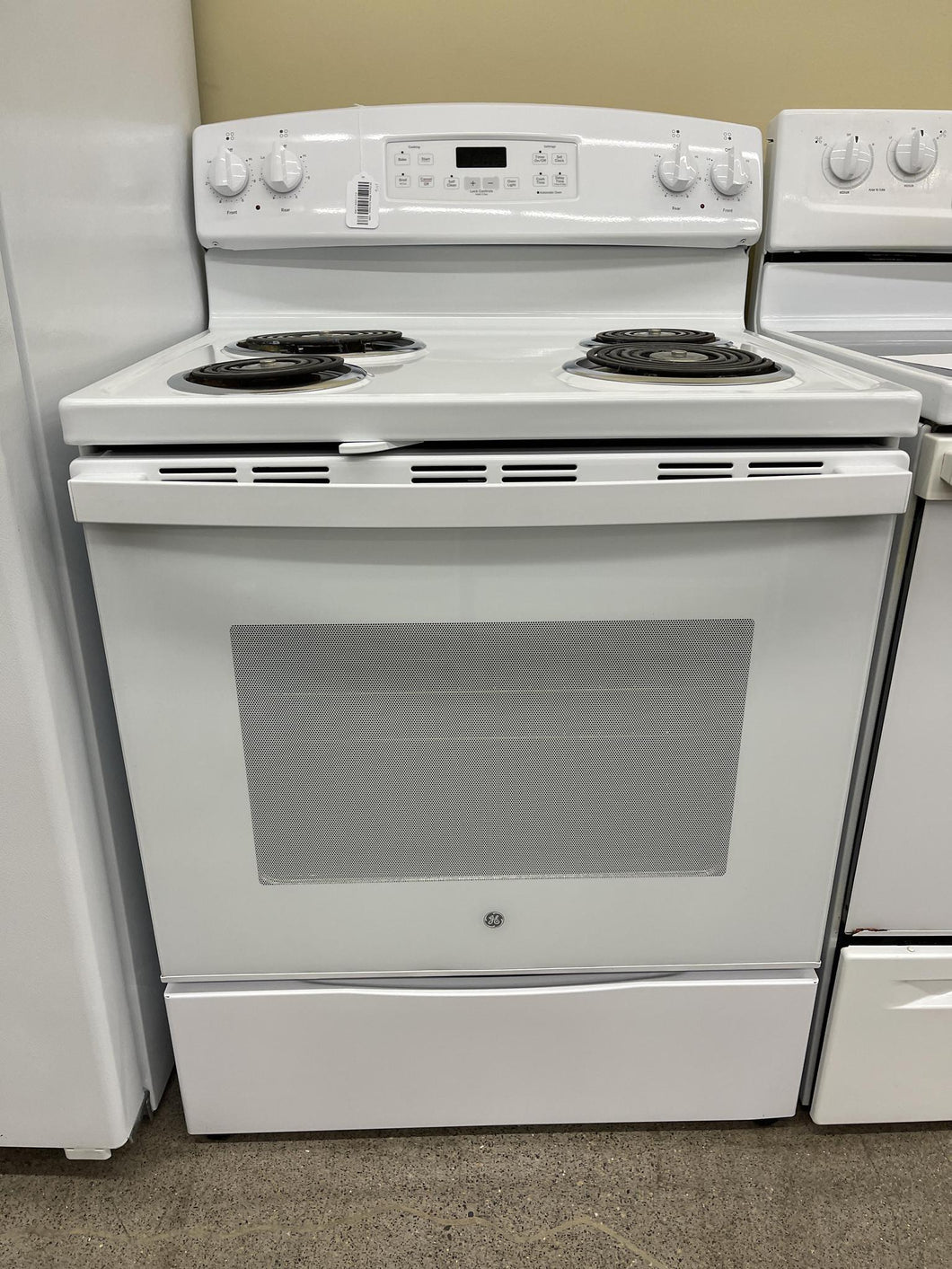 GE Electric White Coil Stove - 1388