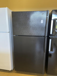 Kenmore Black Refrigerator - 2275