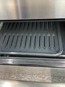 Frigidaire Stainless Gas Stove - 2002