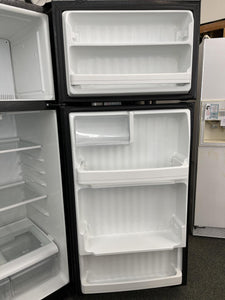 GE Black Refrigerator - 5531