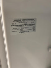 Load image into Gallery viewer, GE Refrigerator - 7766
