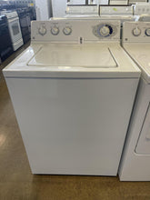 Load image into Gallery viewer, GE Washer and Gas Dryer Set - 1908 - 7416
