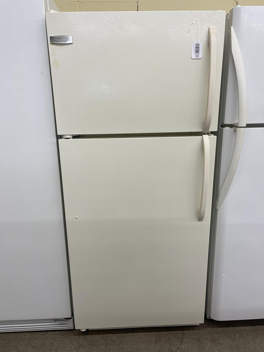 Frigidaire Refrigerator - 8736