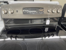 Load image into Gallery viewer, GE Electric Stove - 4584
