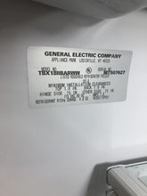 Load image into Gallery viewer, GE Refrigerator - 1581
