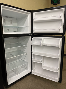 Whirlpool Black Refrigerator - 2218