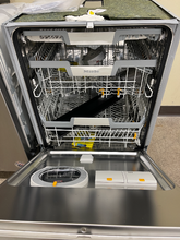 Load image into Gallery viewer, Miele Dishwasher - 1530
