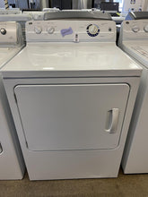 Load image into Gallery viewer, GE Washer and Gas Dryer Set - 8122-7254
