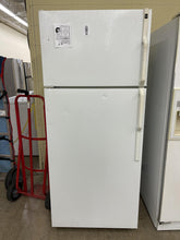 Load image into Gallery viewer, Hotpoint Refrigerator - 7609
