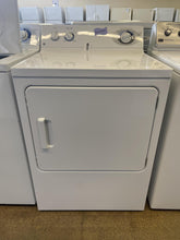 Load image into Gallery viewer, GE Washer and Gas Dryer Set - 1908 - 7416
