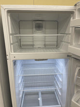 Load image into Gallery viewer, GE Refrigerator - 6613
