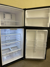 Load image into Gallery viewer, Criteria Black Refrigerator - 3148
