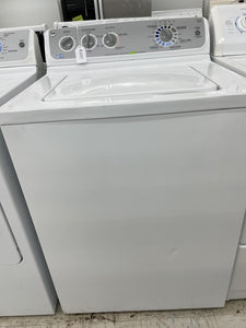 GE Washer and Gas Dryer Set - 8426-6931