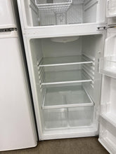 Load image into Gallery viewer, GE Refrigerator - 3011
